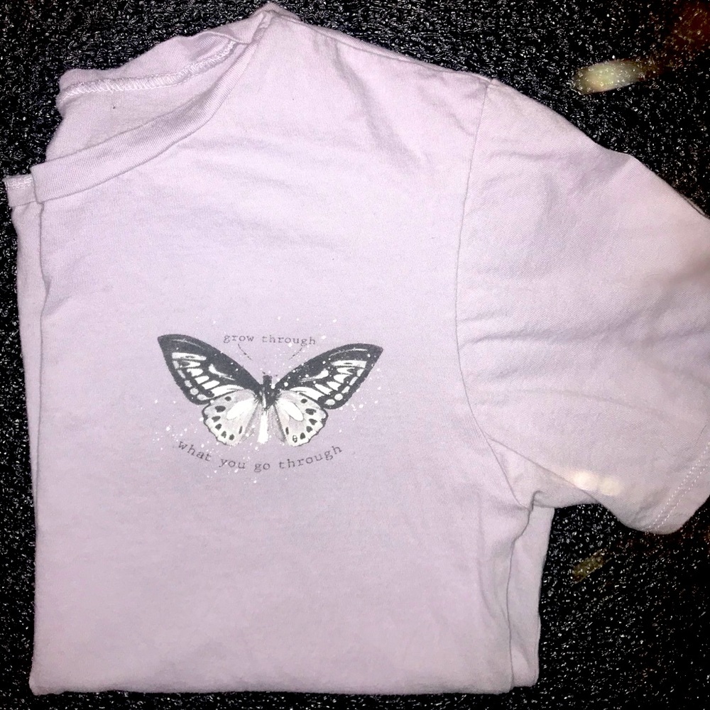 3/$15🦋Butterfly🦋T- Shirt